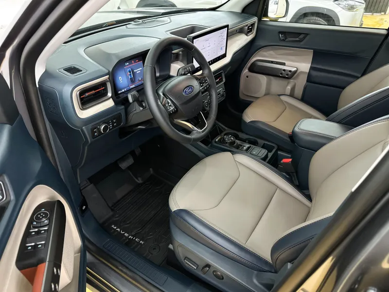 Ford Maverick Cinza