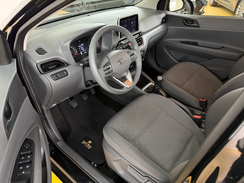 Hyundai HB20S Preto