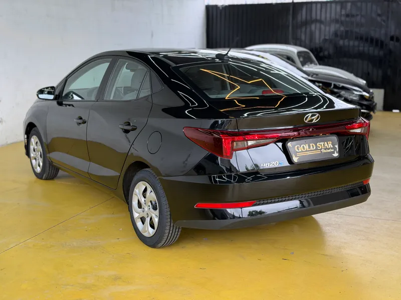 Hyundai HB20S Preto