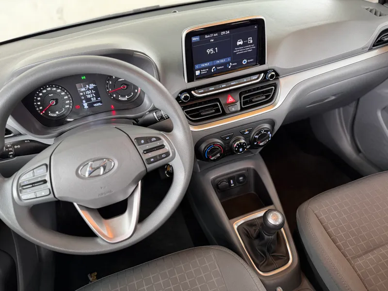 Hyundai HB20S Preto