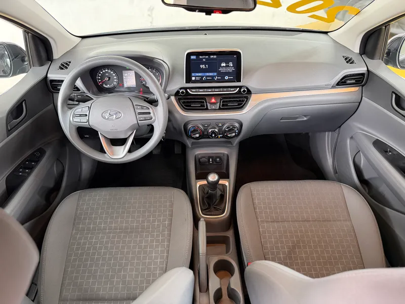 Hyundai HB20S Preto