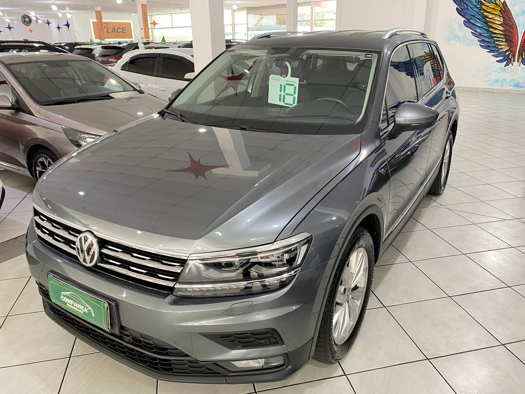 Volkswagen Tiguan Cinza