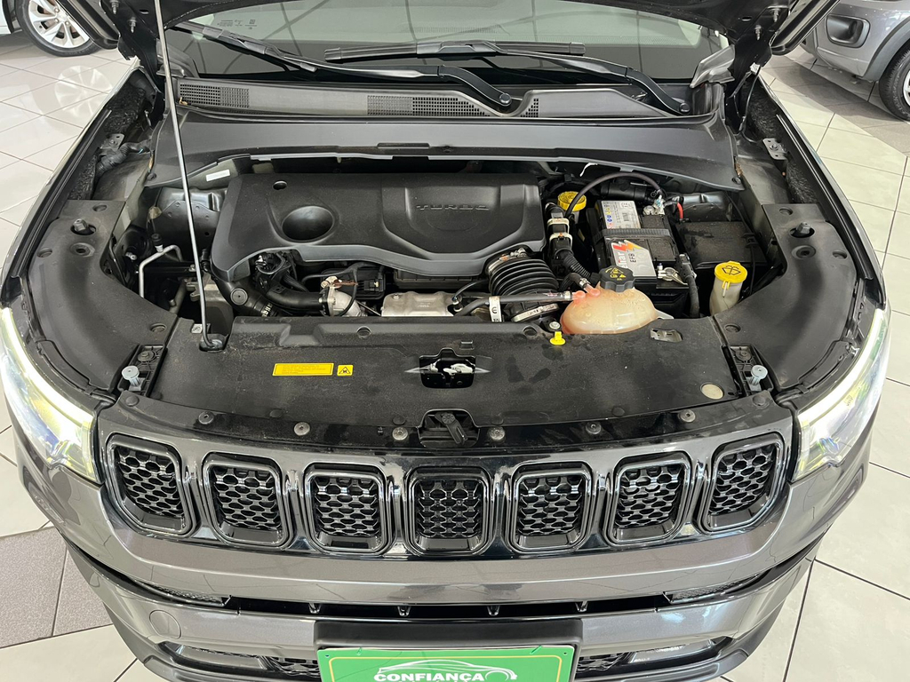 Jeep Compass Cinza