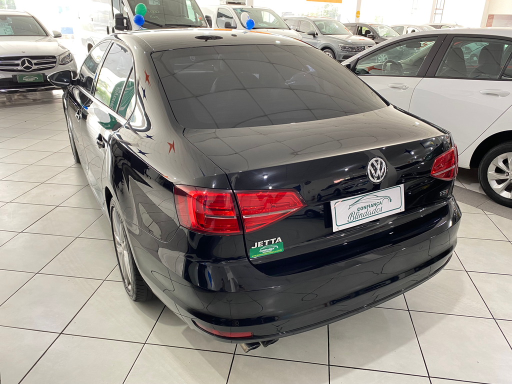 Volkswagen Jetta Preto