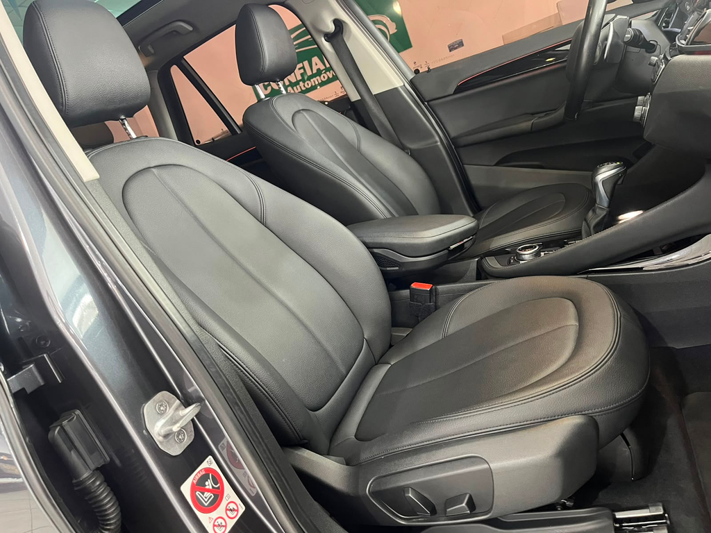 BMW X1 Cinza