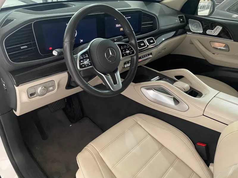 Mercedes Benz GLE-400 Branco