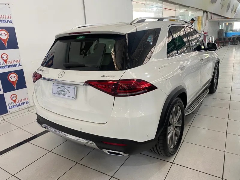 Mercedes Benz GLE-400 Branco
