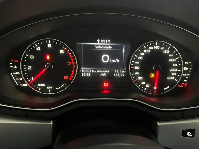Audi A4 Preto