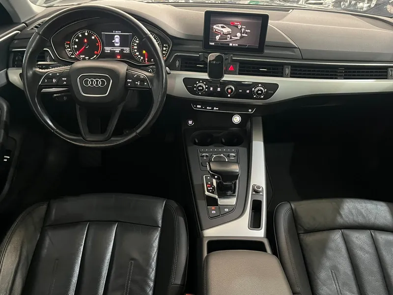 Audi A4 Preto