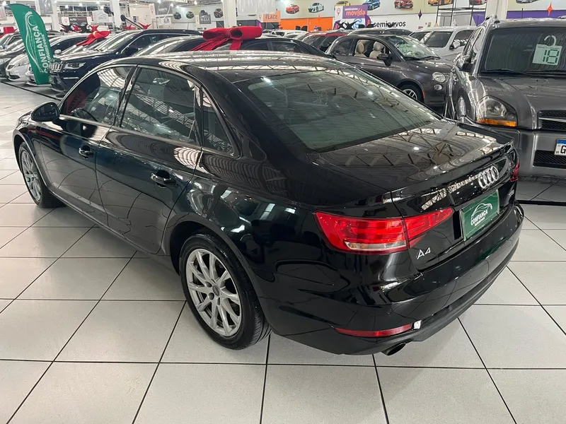 Audi A4 Preto