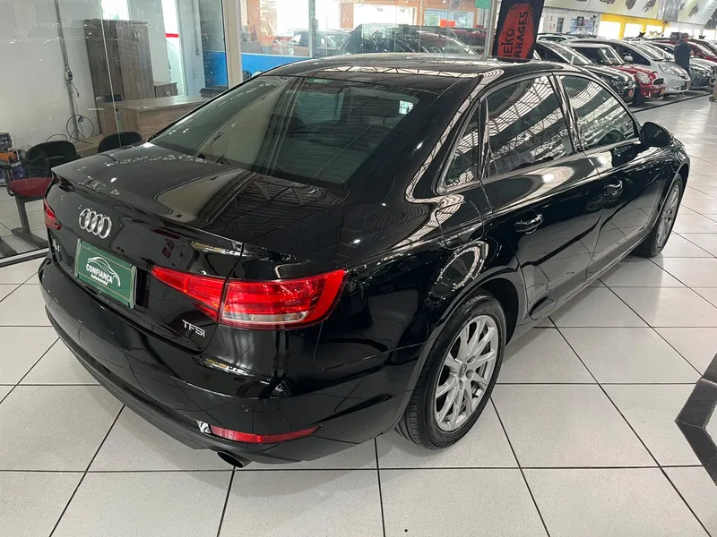 Audi A4 Preto