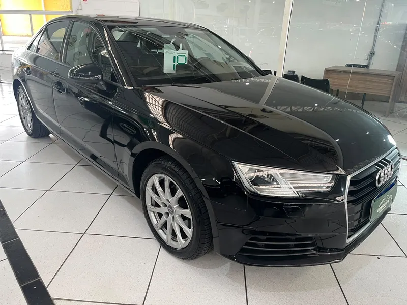 Audi A4 Preto