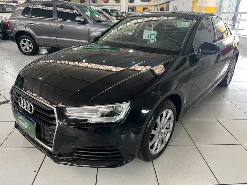 Audi A4 Preto