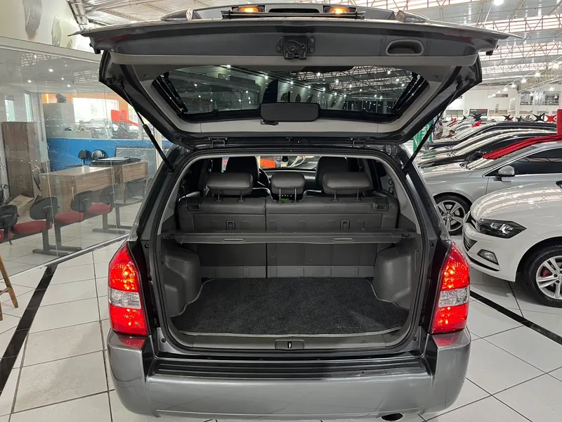 Hyundai Tucson Cinza