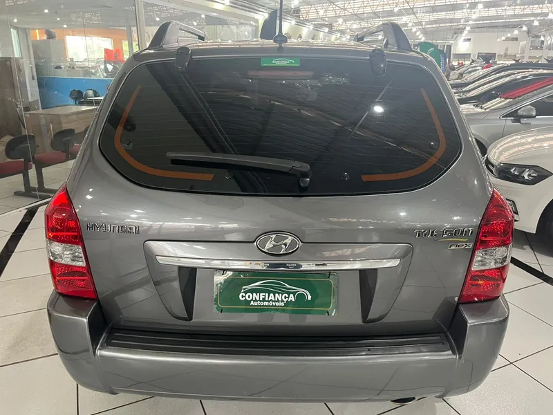 Hyundai Tucson Cinza