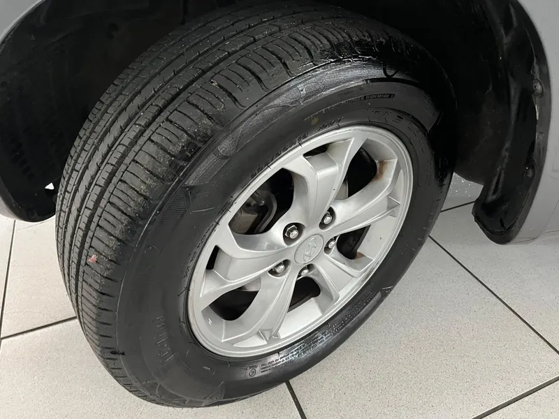 Hyundai Tucson Cinza