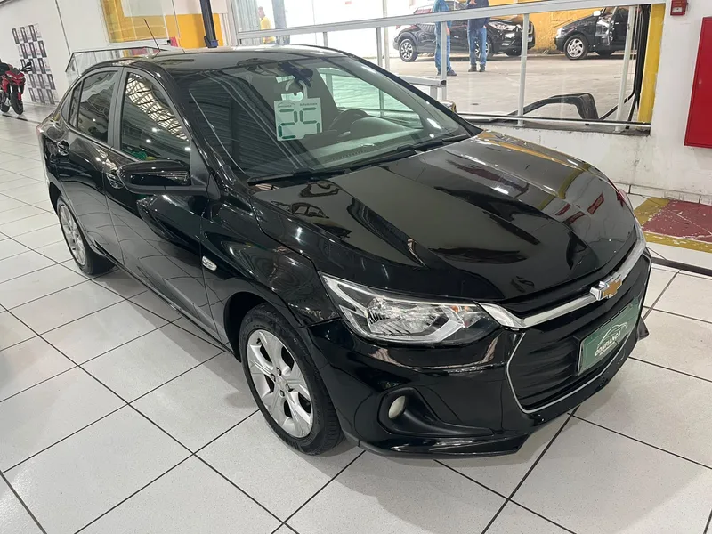 Chevrolet Onix Sedan Preto