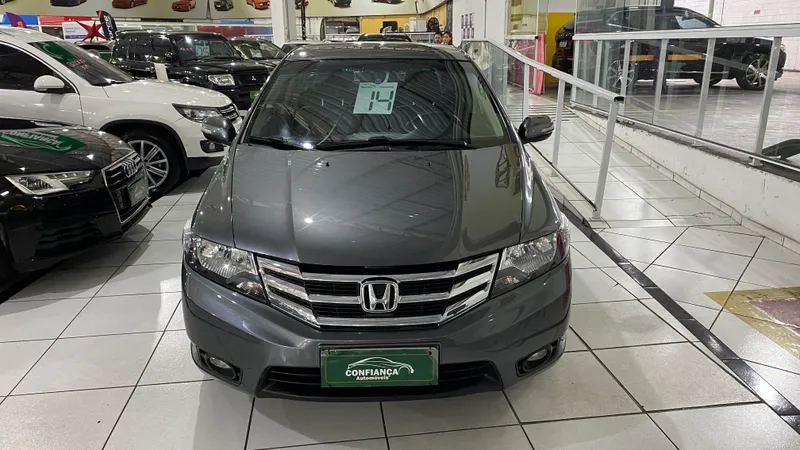 Honda City Cinza