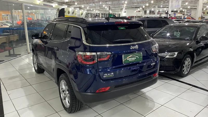 Jeep Compass Azul