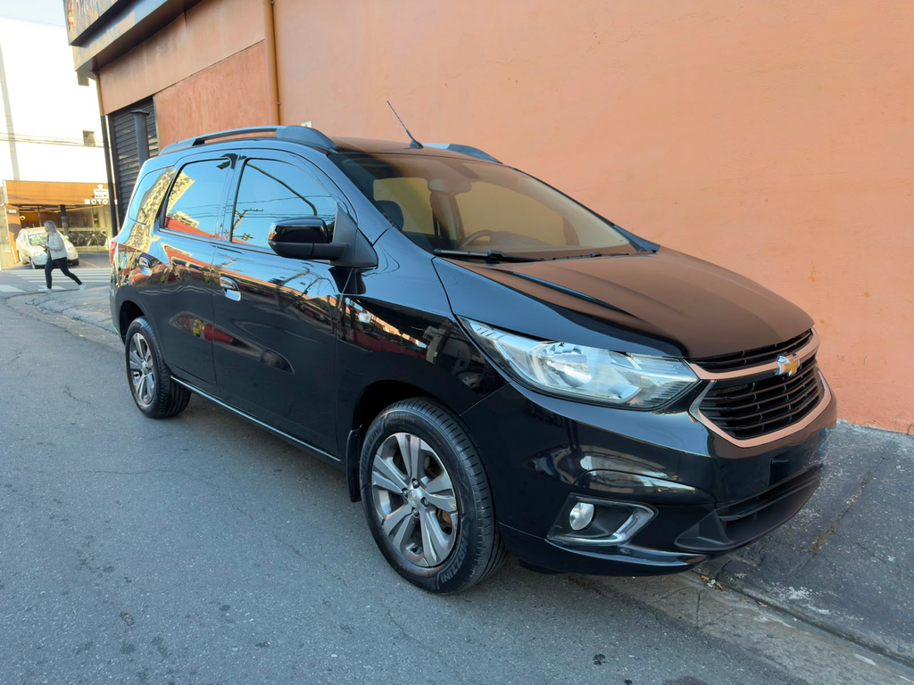 Chevrolet Spin Preto
