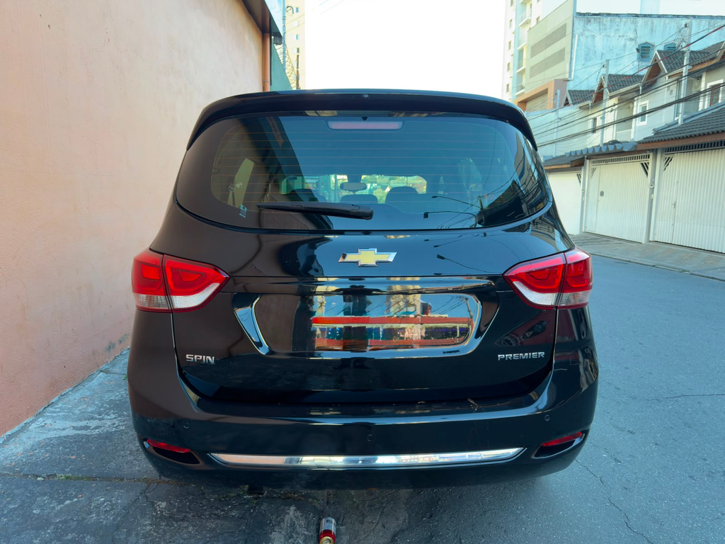 Chevrolet Spin Preto