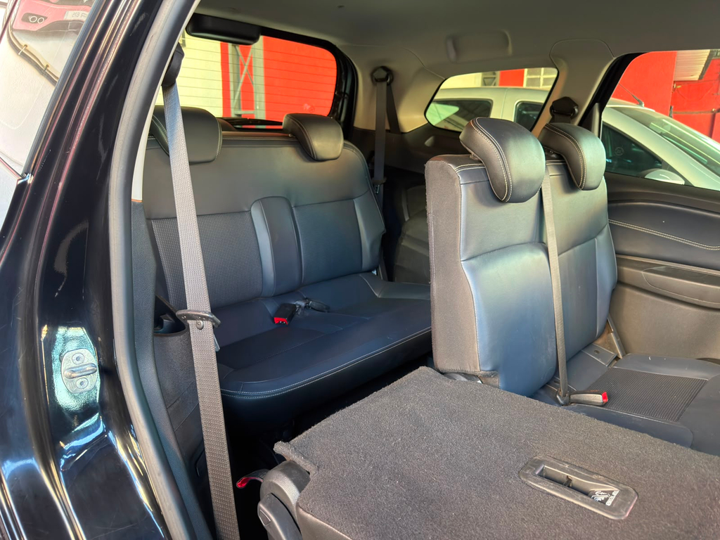Chevrolet Spin Preto