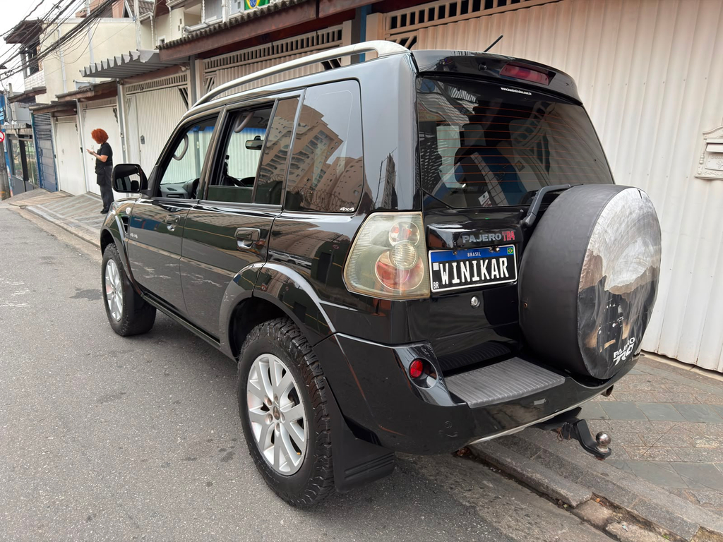 Mitsubishi Pajero TR4 Preto