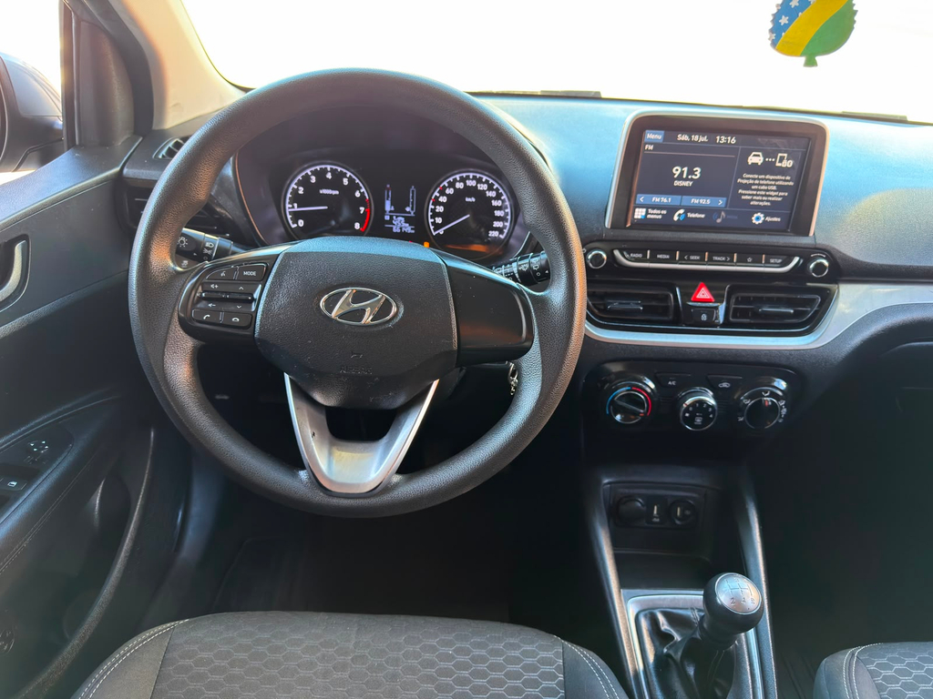 Hyundai HB20 Cinza