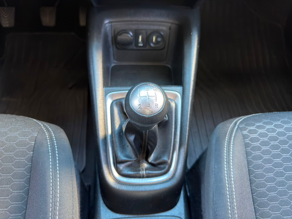 Hyundai HB20 Cinza