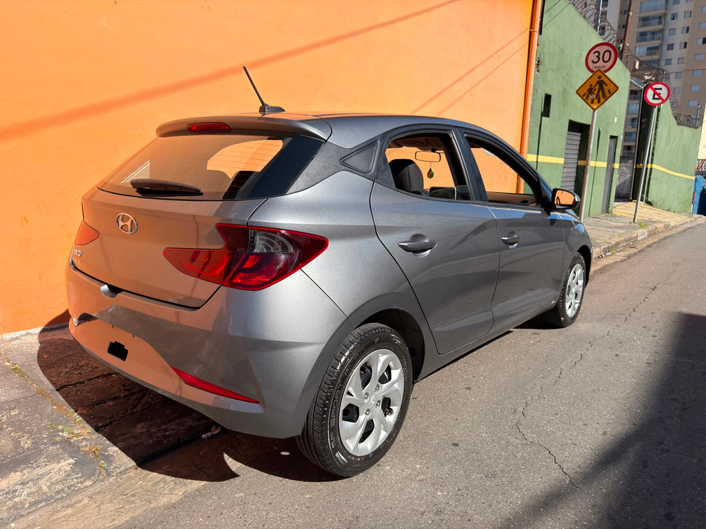Hyundai HB20 Cinza