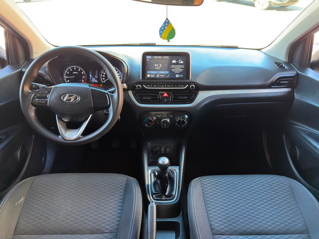 Hyundai HB20 Cinza