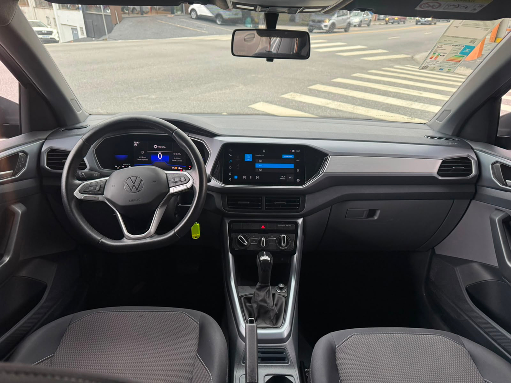 Volkswagen T-Cross Cinza