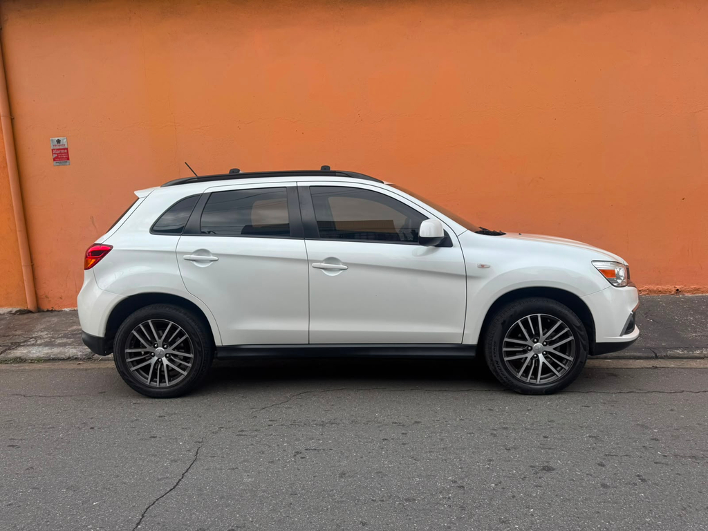 Mitsubishi ASX Branco