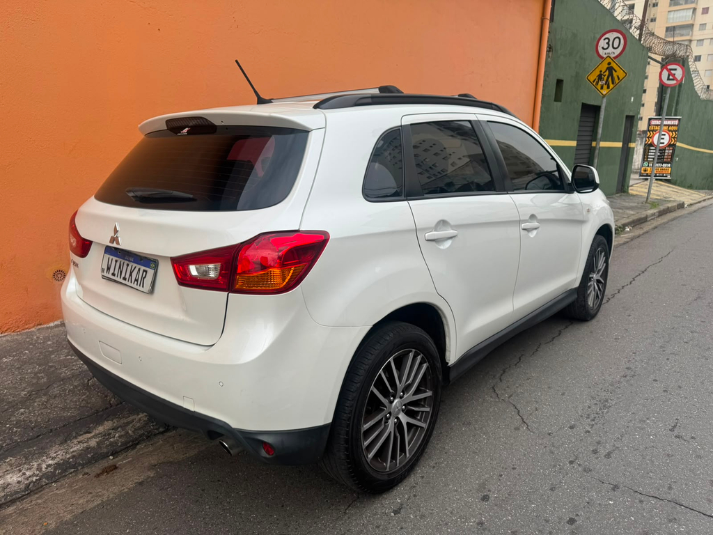 Mitsubishi ASX Branco