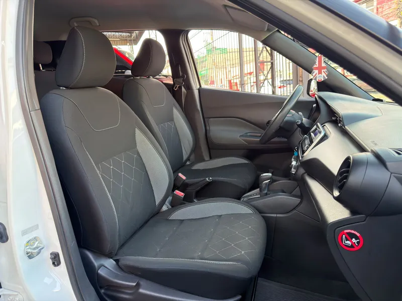 Nissan Kicks Branco