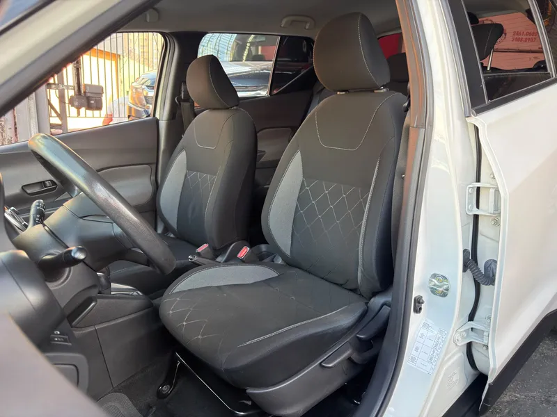Nissan Kicks Branco