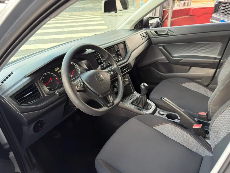 Volkswagen Polo Prata