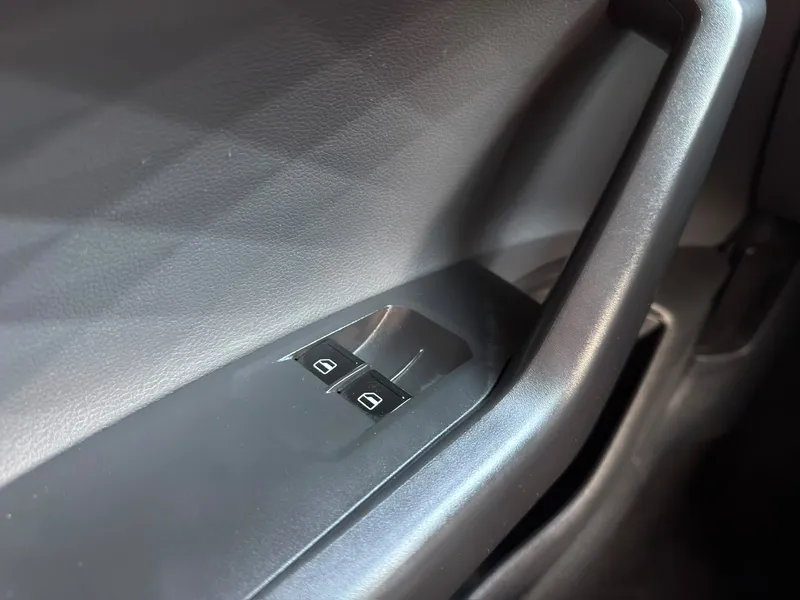 Volkswagen Polo Prata