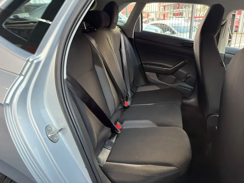 Volkswagen Polo Prata