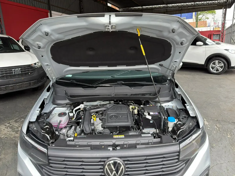 Volkswagen T-Cross Prata
