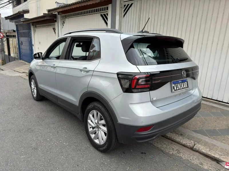 Volkswagen T-Cross Prata