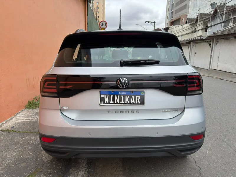 Volkswagen T-Cross Prata