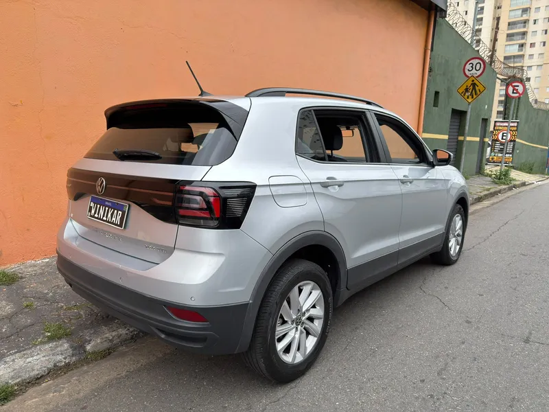 Volkswagen T-Cross Prata