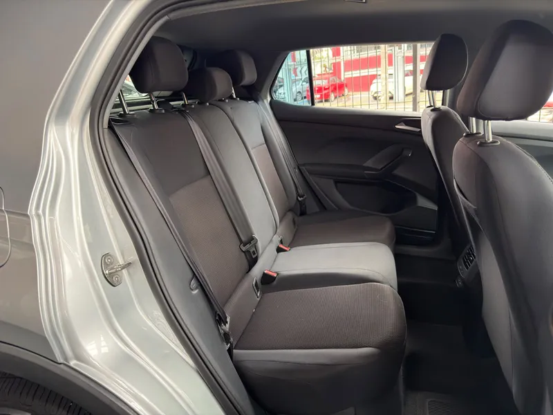 Volkswagen T-Cross Prata