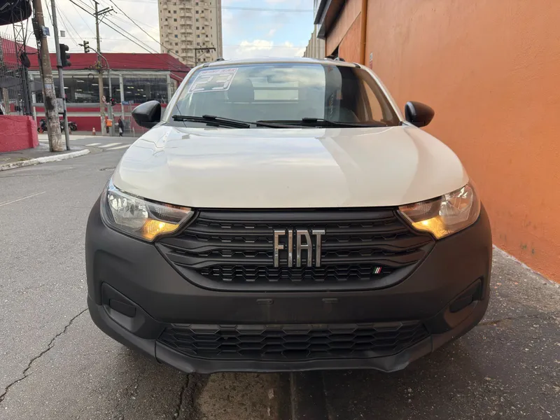 Fiat Strada Branco