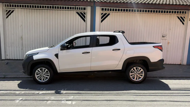 Fiat Strada Branco