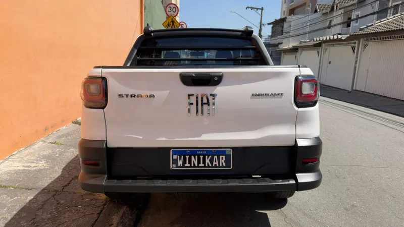Fiat Strada Branco