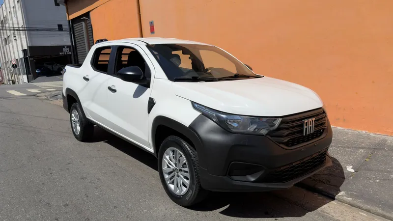 Fiat Strada Branco