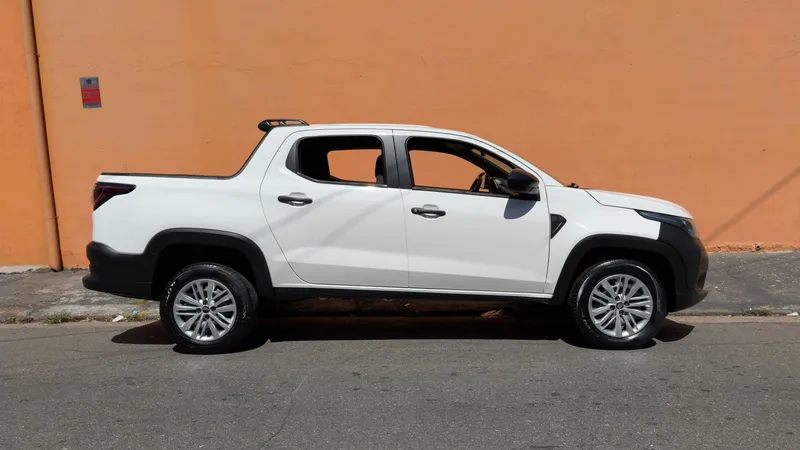 Fiat Strada Branco