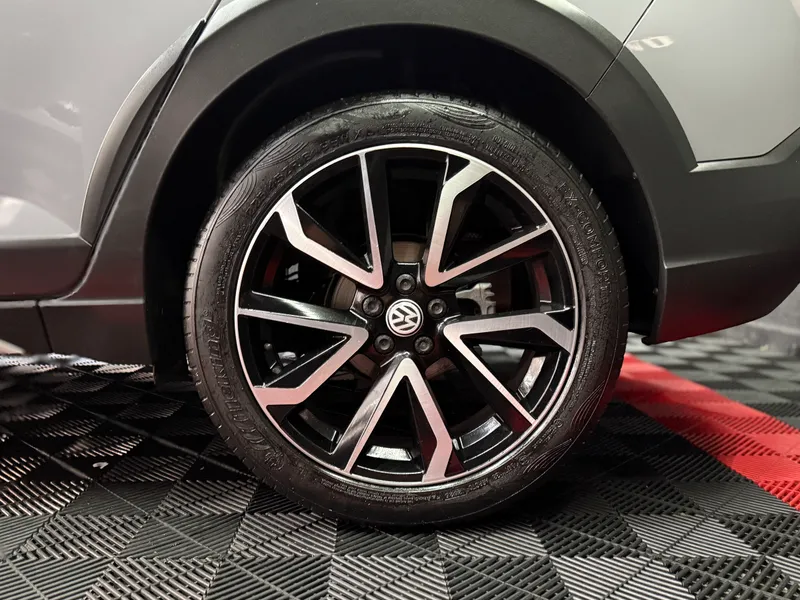 Volkswagen Nivus Highline 1.0 200 TSI Flex Automático - foto 13